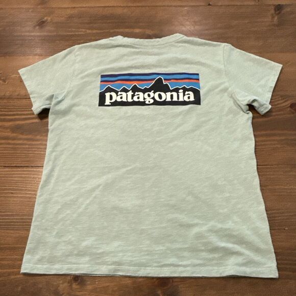 Patagonia Shirt Womens Medium Green P-6 Logo Responsibili-Tee Short Sleeve - Picture 5 of 5